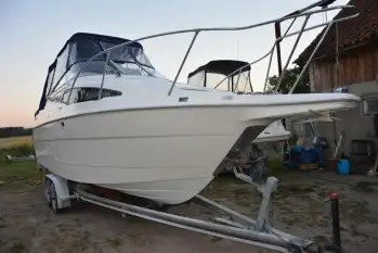 Sprzedam łódź motorową bayliner 2655 CIERRA - zdjęcie 10